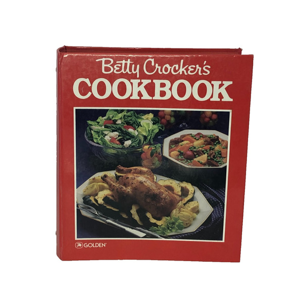VTG 1986 Betty Crocker Cookbook New & Revised 5 Ring Binder 1st Print Hard Cover - Picture 1 of 6